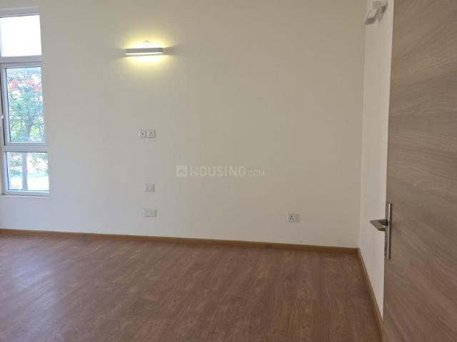3 BHK Apartment in Sector 99 for resale Gurgaon. The reference number is 19891363