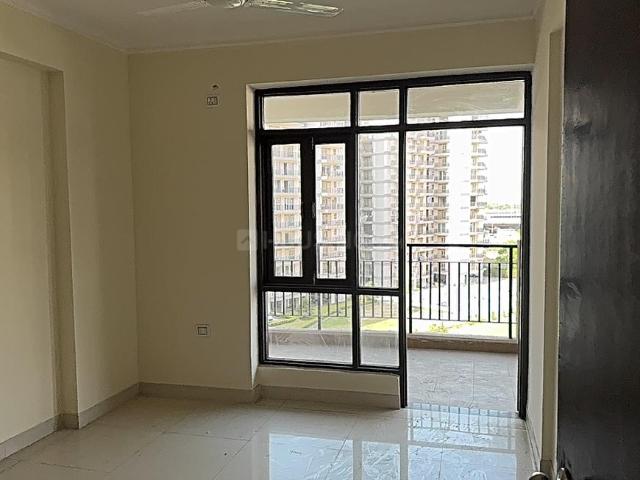 3 BHK Apartment in Sector 99 for resale Gurgaon. The reference number is 20186707