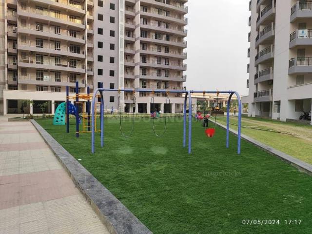 3 BHK Apartment in Sector 99 for resale Gurgaon. The reference number is 20554162
