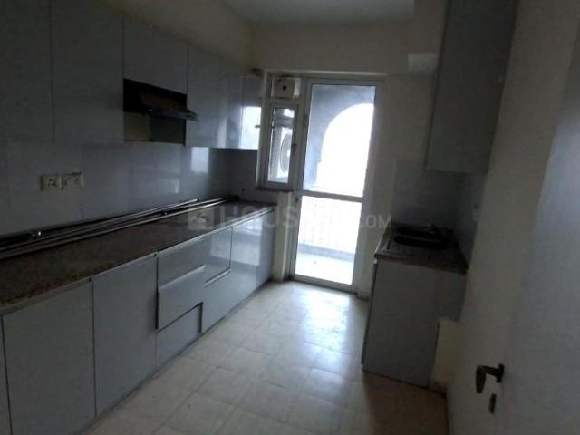 3 BHK Apartment in Sector 90 for rent Gurgaon. The reference number is 18008147