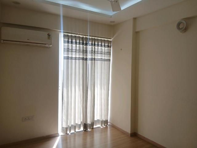 3 BHK Apartment in Sector 90 for rent Gurgaon. The reference number is 20604352