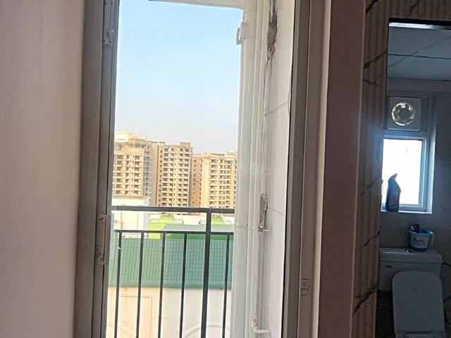 3 BHK Apartment in Sector 92 for rent Gurgaon. The reference number is 17482453