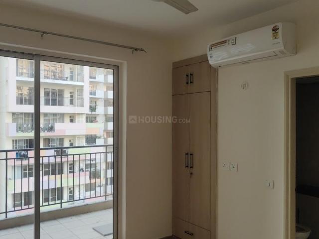 3 BHK Apartment in Sector 92 for rent Gurgaon. The reference number is 19810142