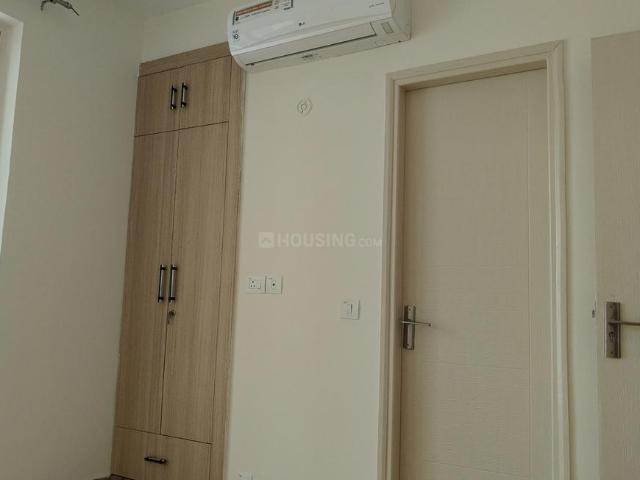 3 BHK Apartment in Sector 92 for rent Gurgaon. The reference number is 20351440