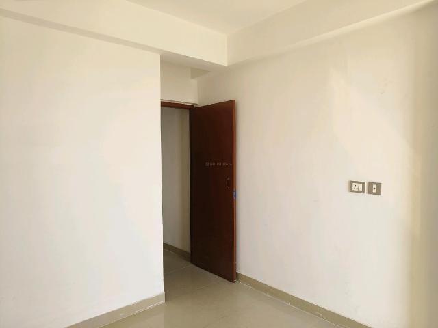 3 BHK Apartment in Sector 92 for resale Gurgaon. The reference number is 18903679