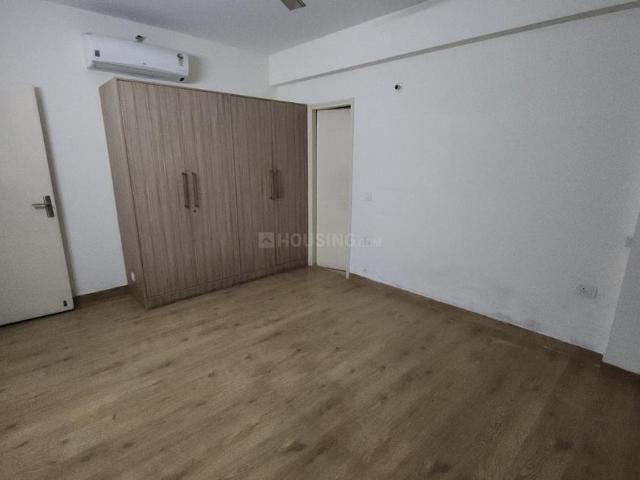 3 BHK Apartment in Sector 92 for resale Gurgaon. The reference number is 19547593