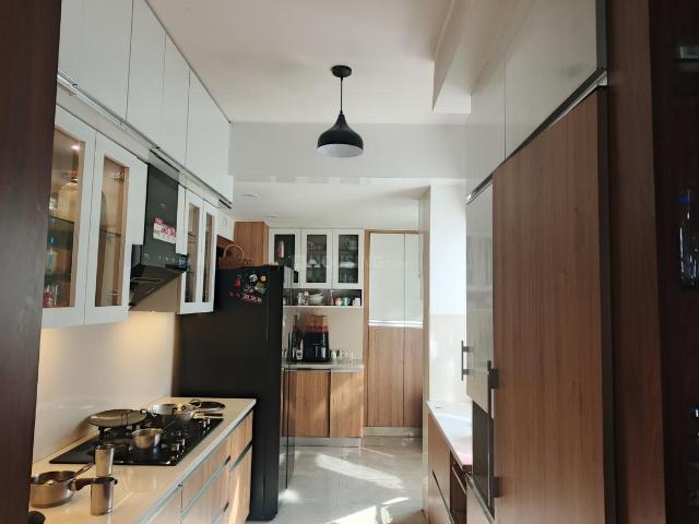 3 BHK Apartment in Sector 92 for resale Gurgaon. The reference number is 19524078