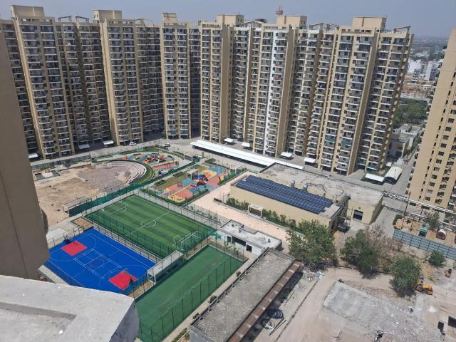 3 BHK Apartment in Sector 92 for resale Gurgaon. The reference number is 19950381