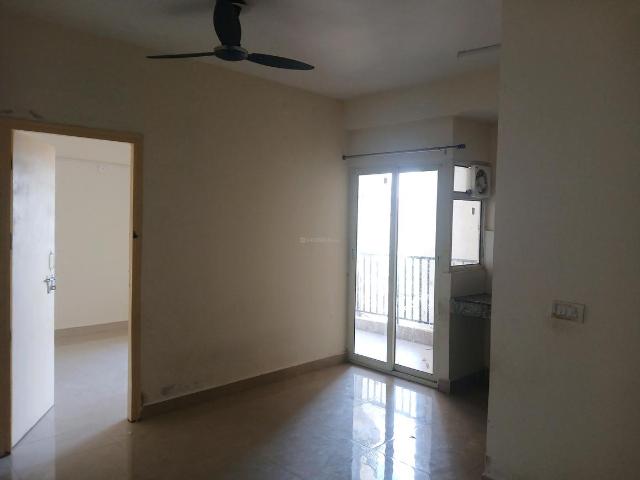 3 BHK Apartment in Sector 92 for resale Gurgaon. The reference number is 19917768
