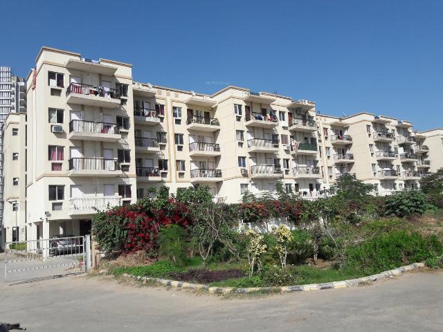 3 BHK Apartment in Sector 92 for resale Gurgaon. The reference number is 17403948