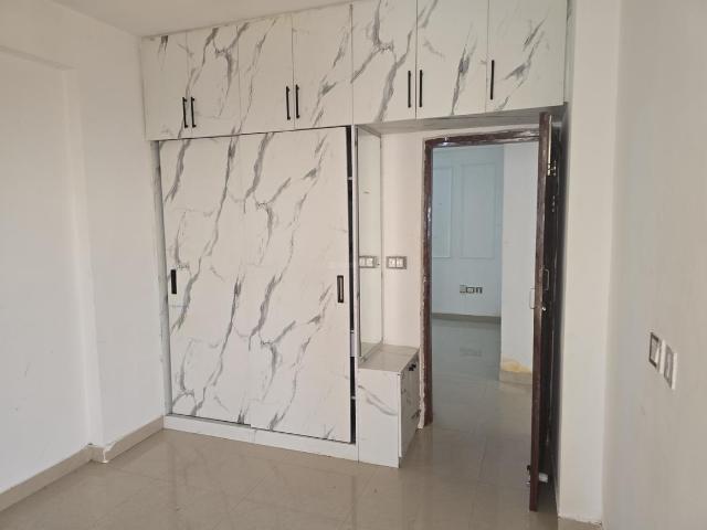 3 BHK Apartment in Sector 92 for resale Gurgaon. The reference number is 19682555