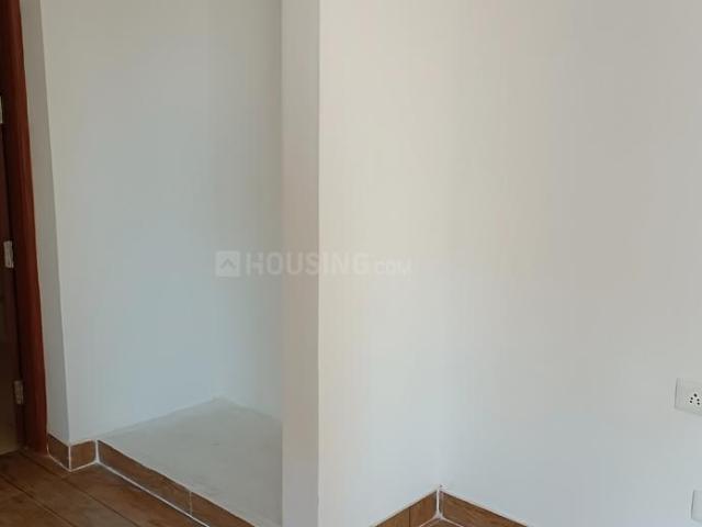3 BHK Apartment in Sector 93 for resale Noida. The reference number is 15729091