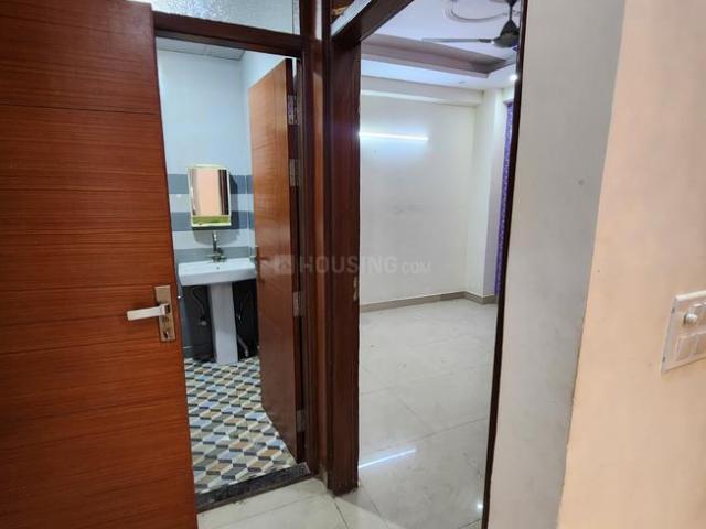 3 BHK Apartment in Sector 93 for resale Noida. The reference number is 20007609