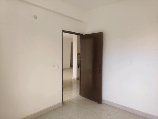 3 BHK Apartment in Sector 93 for resale New Gurgaon. The reference number is 17557390