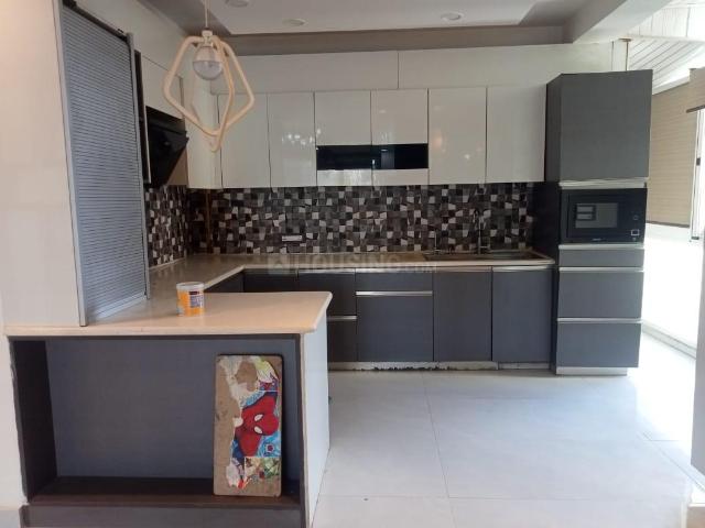 3 BHK Apartment in Sector 93A for rent Noida. The reference number is 16977447