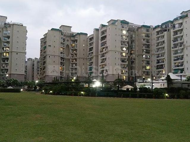 3 BHK Apartment in Sector 93A for resale Noida. The reference number is 15239028