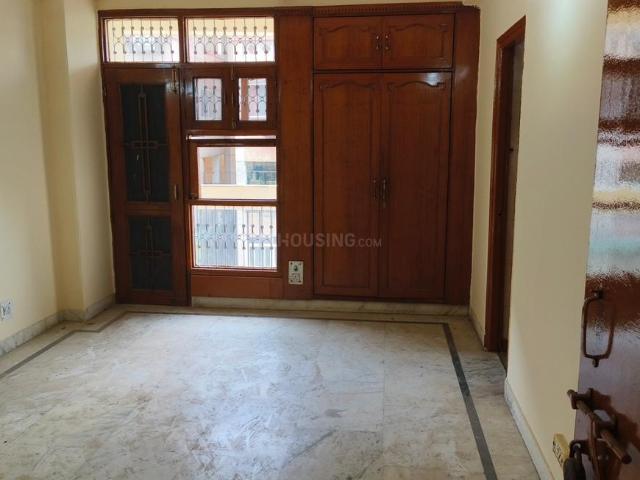 3 BHK Apartment in Sector 9 Dwarka for rent New Delhi. The reference number is 20775006