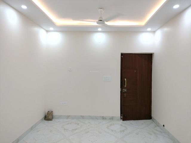 3 BHK Apartment in Sector 22 Dwarka for resale New Delhi. The reference number is 19940227