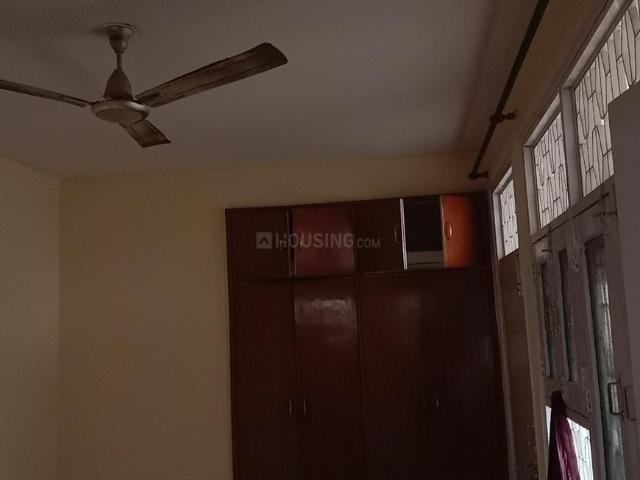 3 BHK Apartment in Sector 9 for rent Gurgaon. The reference number is 20599745