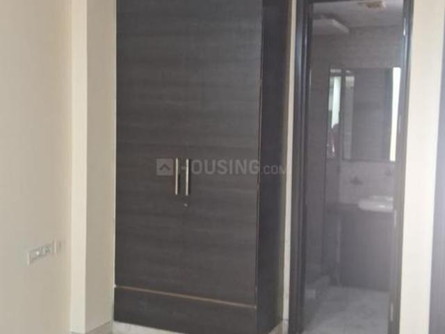 3 BHK Apartment in Sector 9 Rohini for resale New Delhi. The reference number is 20647407
