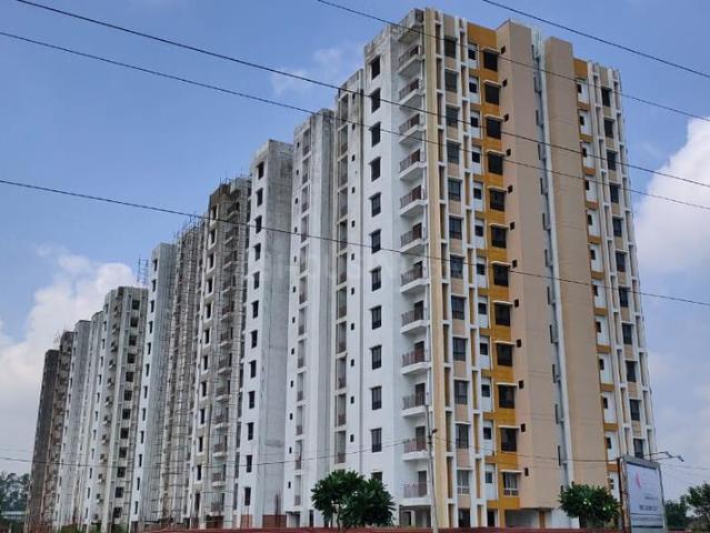 3 BHK Apartment in Semra for resale Faizabad Road. The reference number is 14997981