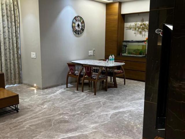 3 BHK Apartment in Shyamal for rent Ahmedabad. The reference number is 18838028