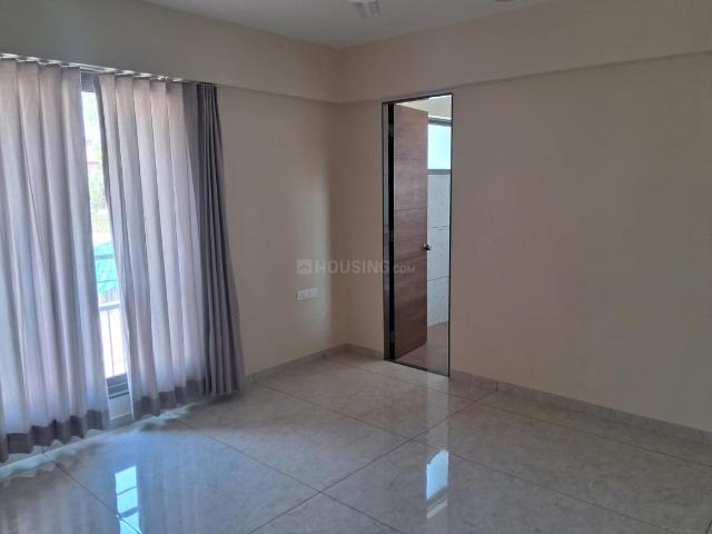 3 BHK Apartment in Shyamal for rent Ahmedabad. The reference number is 19942274
