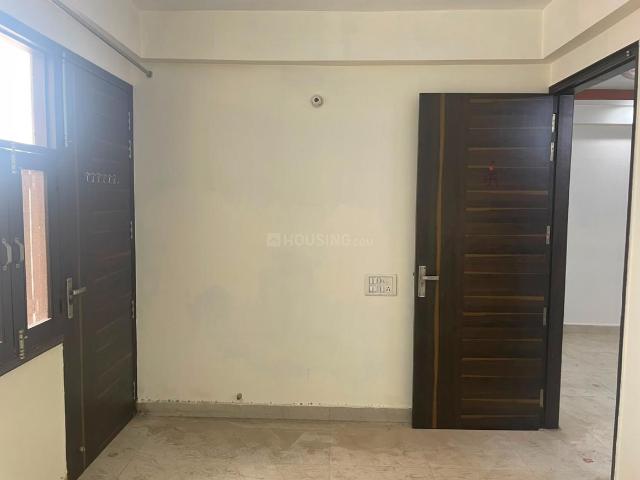 3 BHK Apartment in Shahdara for rent New Delhi. The reference number is 20883232