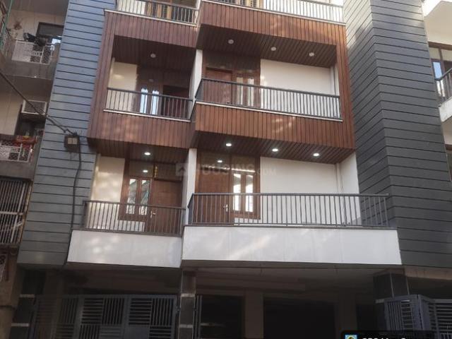 3 BHK Apartment in Shalimar Garden for rent Ghaziabad. The reference number is 20245117