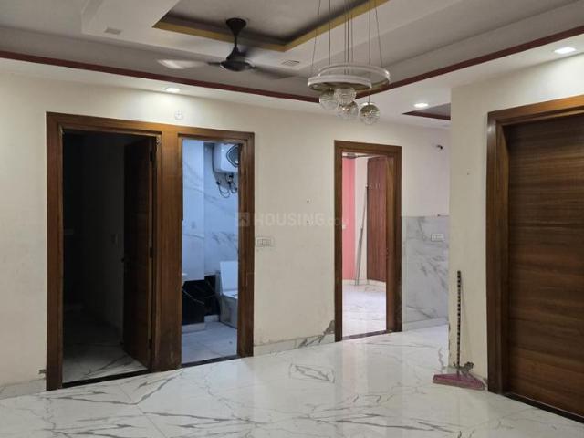 3 BHK Apartment in Shalimar Garden for resale Ghaziabad. The reference number is 20747241