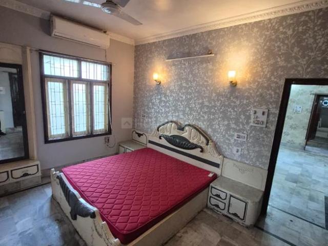 3 BHK Apartment in Shankar Nagar for rent Raipur. The reference number is 20434841