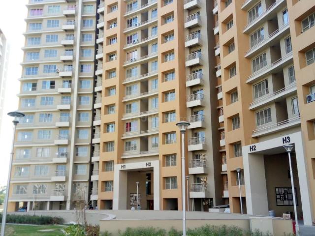 3 BHK Apartment in Shantigram for rent Ahmedabad. The reference number is 17706033