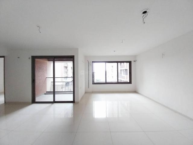 3 BHK Apartment in Shantigram for rent Ahmedabad. The reference number is 19419654