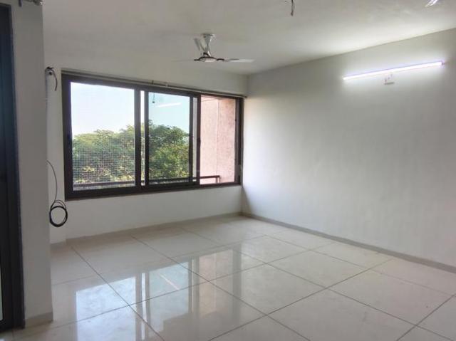 3 BHK Apartment in Shantigram for rent Ahmedabad. The reference number is 19438118