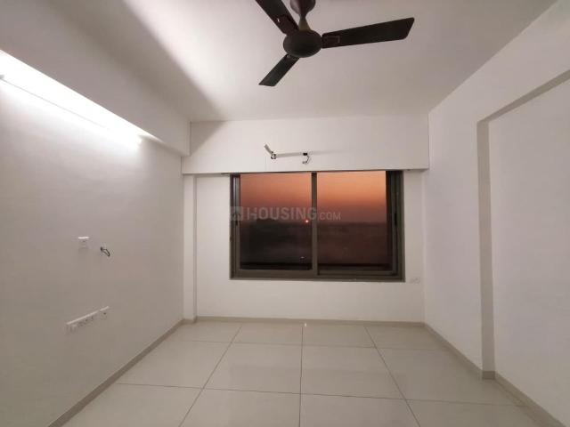 3 BHK Apartment in Shantigram for rent Ahmedabad. The reference number is 19069663
