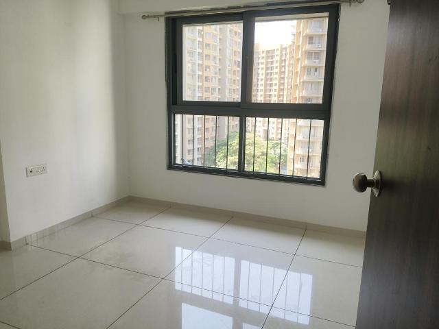 3 BHK Apartment in Shantigram for rent Ahmedabad. The reference number is 19176071