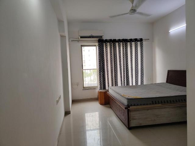 3 BHK Apartment in Shantigram for rent Ahmedabad. The reference number is 20690478