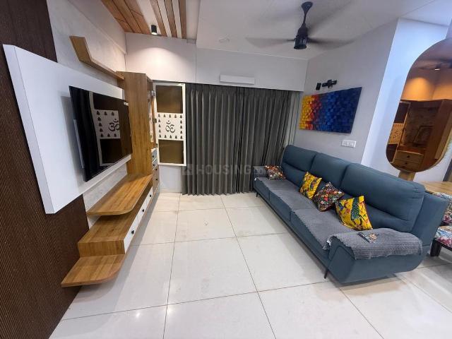 3 BHK Apartment in Shantigram for rent Ahmedabad. The reference number is 20103570