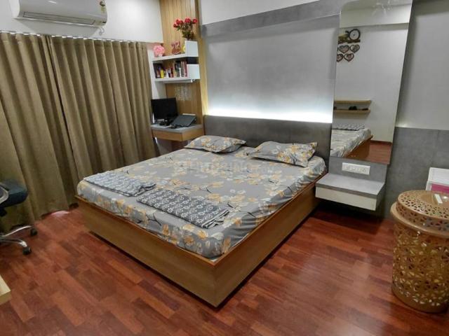 3 BHK Apartment in Shantigram for rent Ahmedabad. The reference number is 20324680