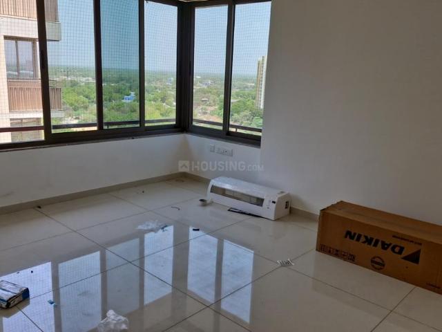 3 BHK Apartment in Shantigram for rent Ahmedabad. The reference number is 20343640