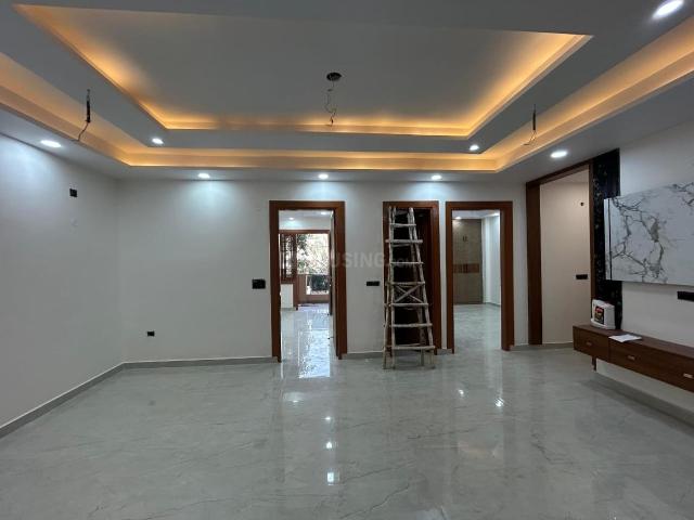 3 BHK Apartment in Shastri Nagar for resale Ghaziabad. The reference number is 20083408