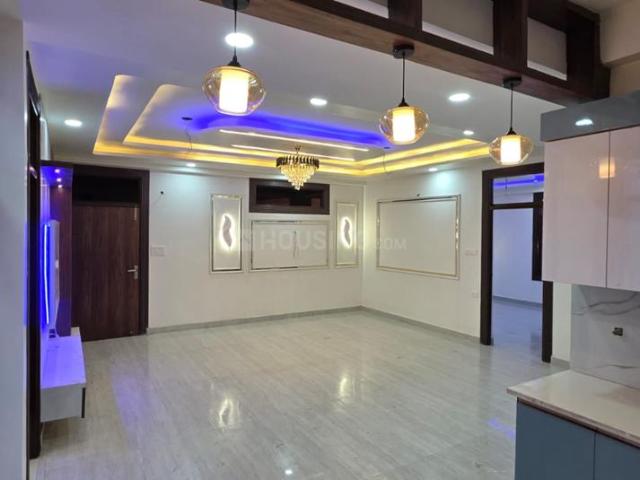 3 BHK Apartment in Shastri Nagar for resale Ghaziabad. The reference number is 20291196
