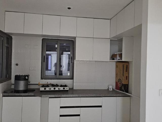 3 BHK Apartment in Shela for rent Ahmedabad. The reference number is 17123968