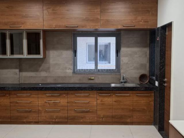 3 BHK Apartment in Shela for rent Ahmedabad. The reference number is 17689265