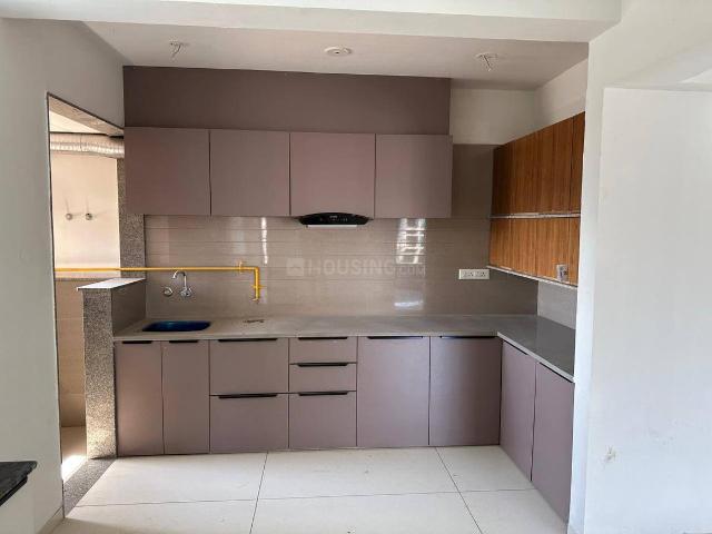 3 BHK Apartment in Shela for rent Ahmedabad. The reference number is 17926407
