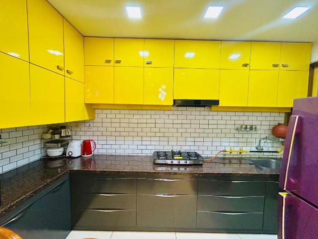 3 BHK Apartment in Shela for rent Ahmedabad. The reference number is 18091002