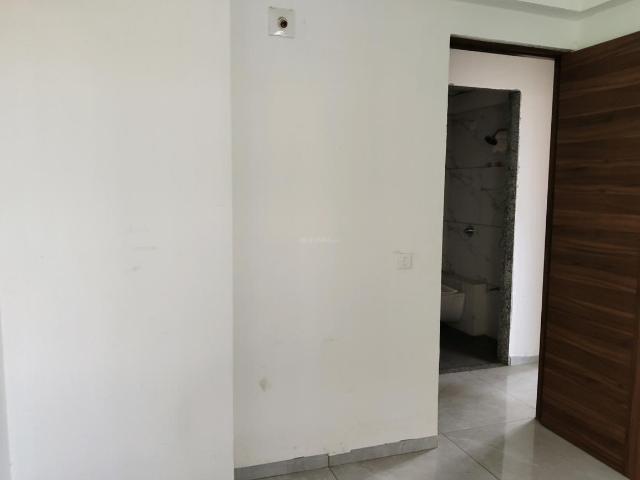 3 BHK Apartment in Shela for rent Ahmedabad. The reference number is 18288603