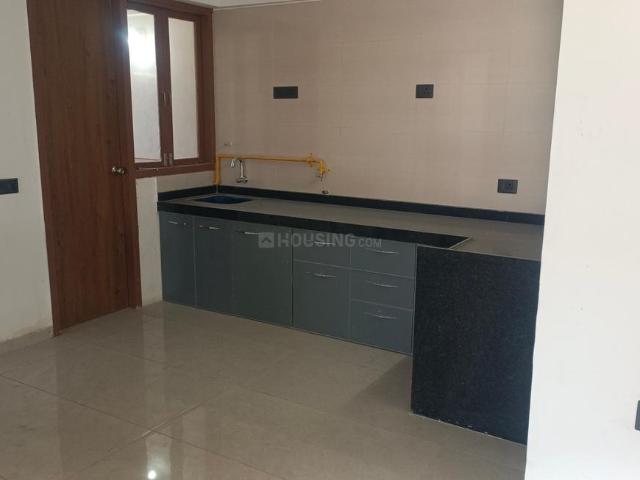 3 BHK Apartment in Shela for rent Ahmedabad. The reference number is 19041086