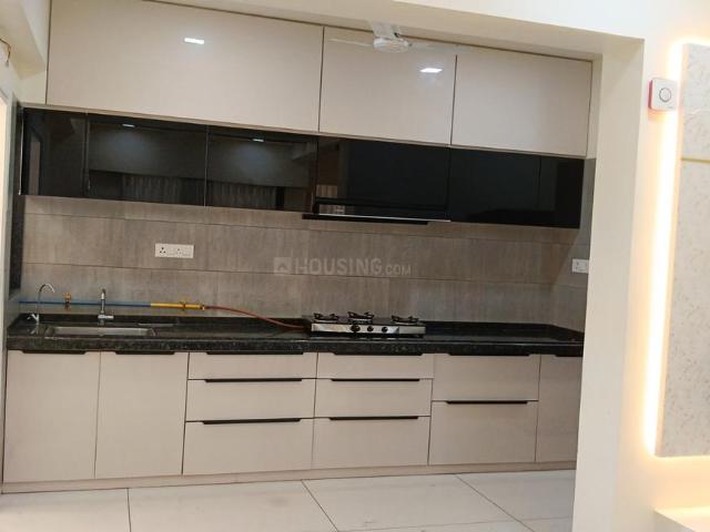 3 BHK Apartment in Shela for rent Ahmedabad. The reference number is 19050365