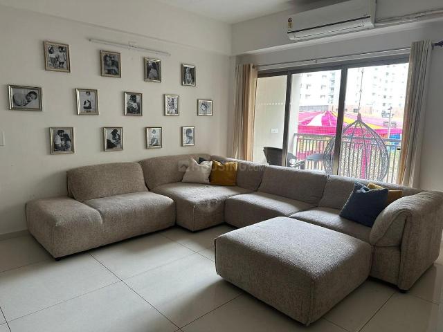 3 BHK Apartment in Shela for rent Ahmedabad. The reference number is 19110055